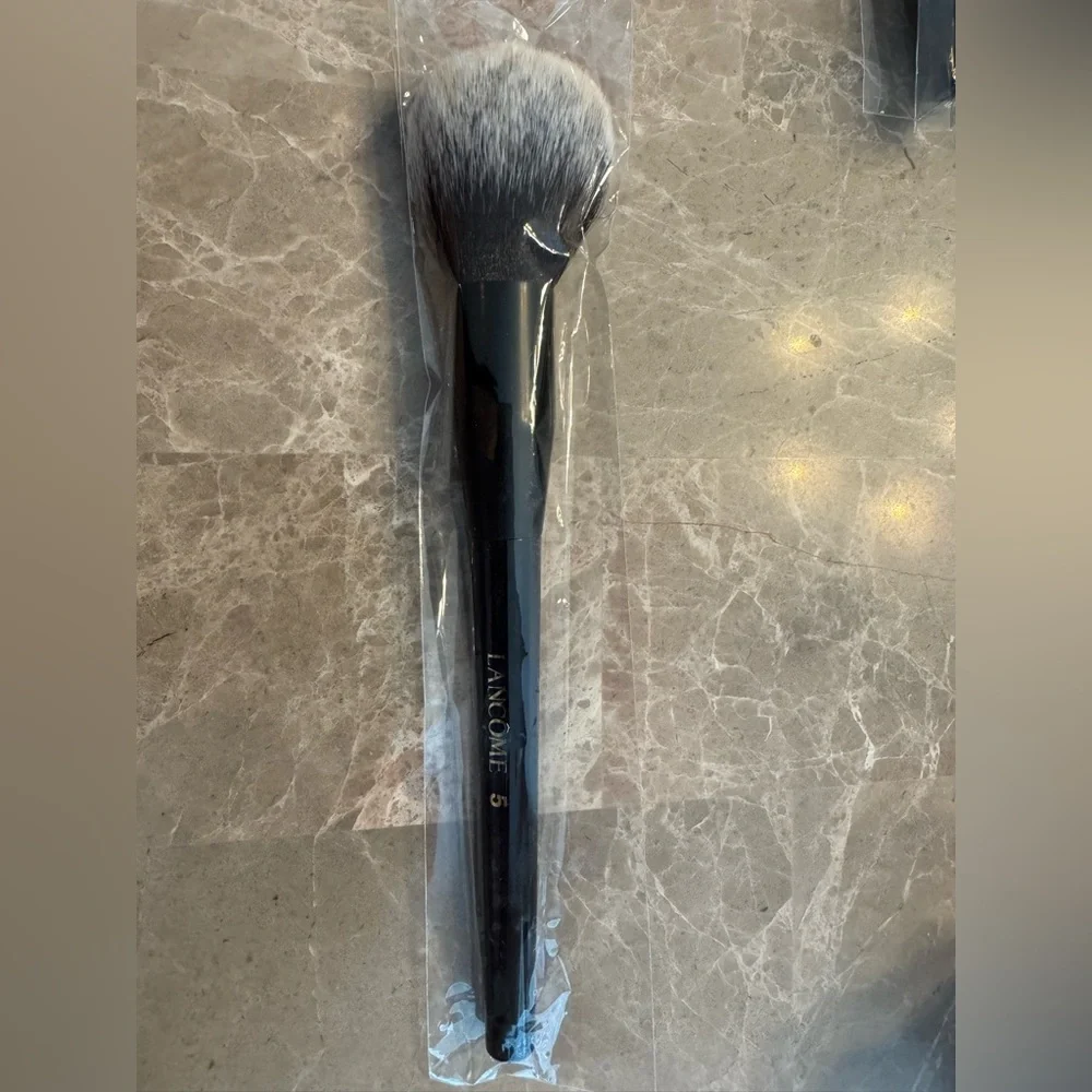 LANCOME FULL FACE BRUSH #5